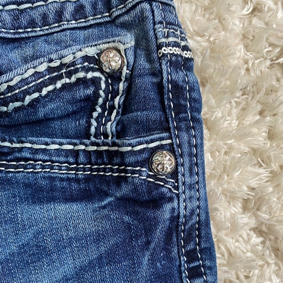 Rock Revivial Blair Skinny Jean - Picture 3 of 5